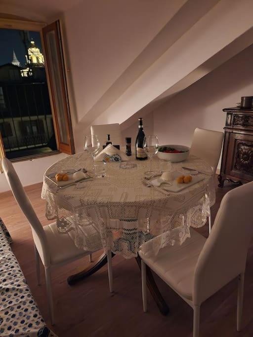 Fil-Rouge - Elegante E Tranquilla Vista In Centro Διαμέρισμα Τορίνο Εξωτερικό φωτογραφία